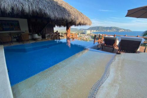 Private Luxury Home With Two Pools And Ocean Views