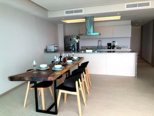 Apartamento Beachfront Peninsula Ixtapa