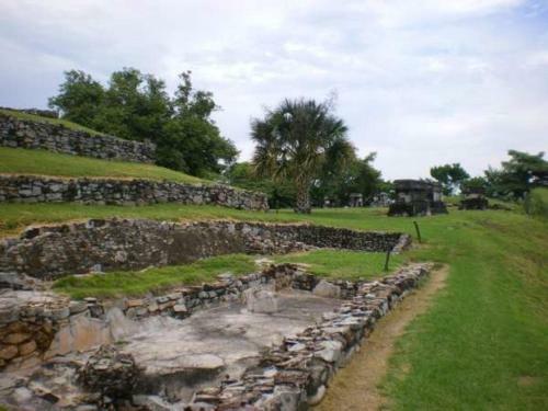 Caba�a Quiahuiztl�n Playa Villa Rica