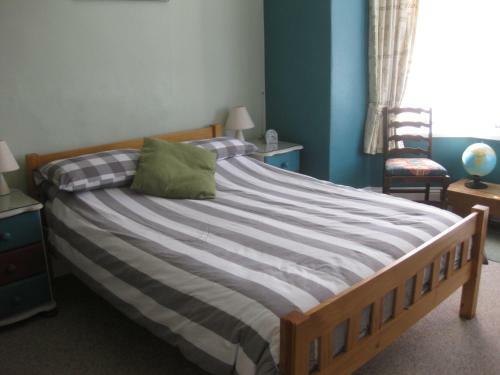 Hostal Acorns Guest House