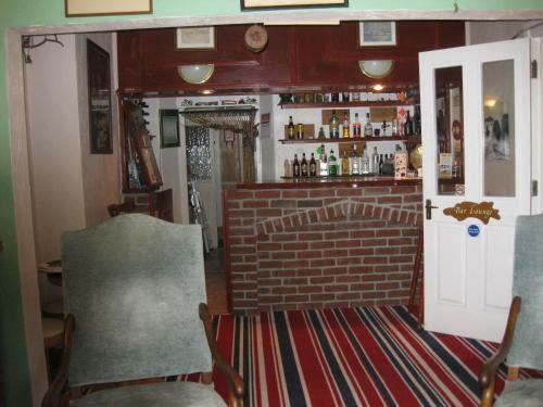 Hostal Acorns Guest House