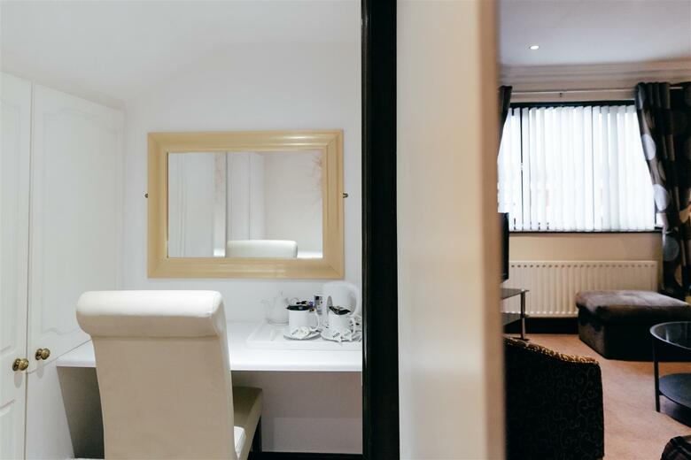 Best Western Bradford Guide Post Hotel