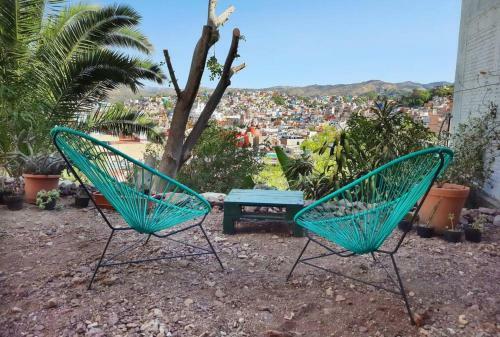 Nido De Colibr� En C�ntrica Villa Con Jard�n!