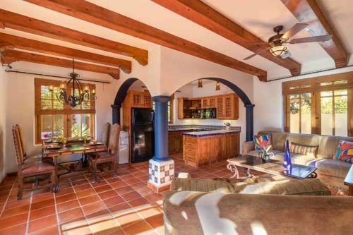 La Villa Vista By Casago