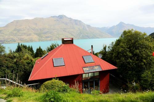 Peaceful - Great Views - Red House