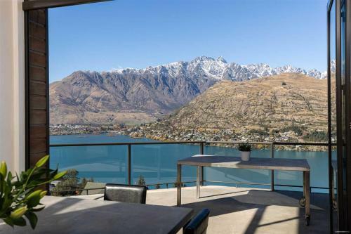 Modern Alpine Living With Spectacular View