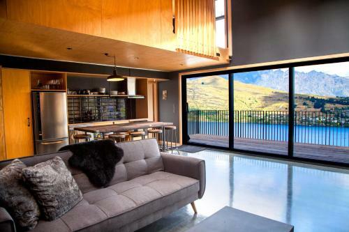 Award Winning Architecturally Designed Pad