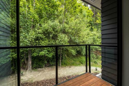 Bright, Modern, Plush - Brand New Townhouse