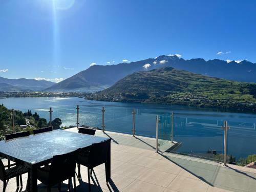 Premium Holiday Home With Stunning Views And Spa
