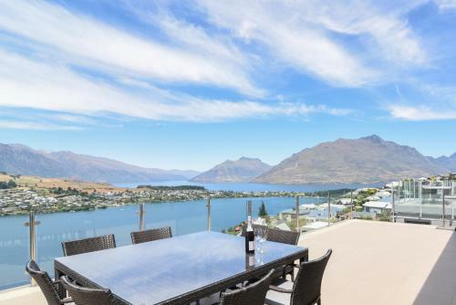 Premium Holiday Home With Stunning Views And Spa