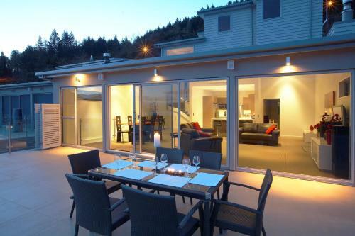 Premium Holiday Home With Stunning Views And Spa