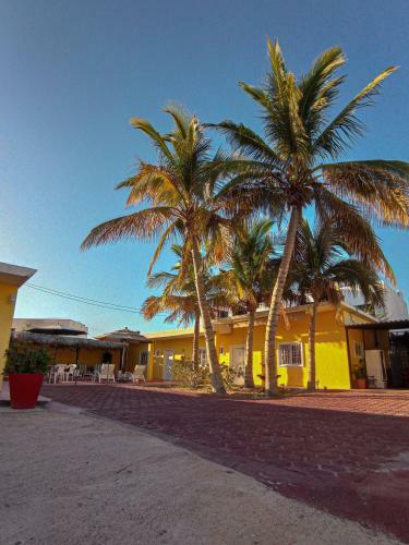 Hotel Marina Del Sol