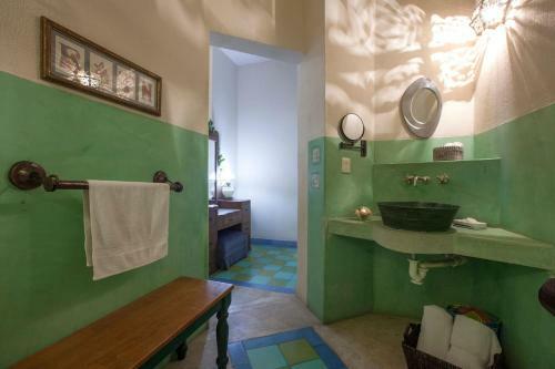Casa Abuelita: An Exquisite, Historic La Paz Home