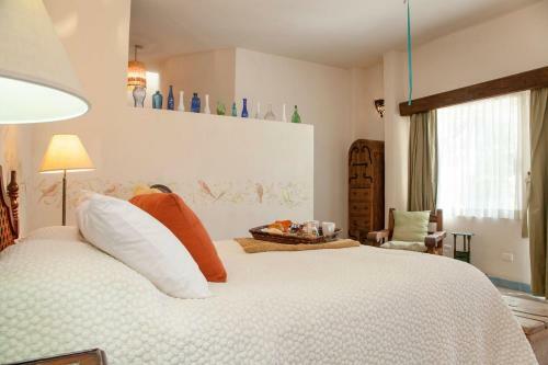 Casa Abuelita: An Exquisite, Historic La Paz Home