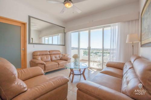 3rd Flr Condo With Spectacular Ocean View & Pool Onsite