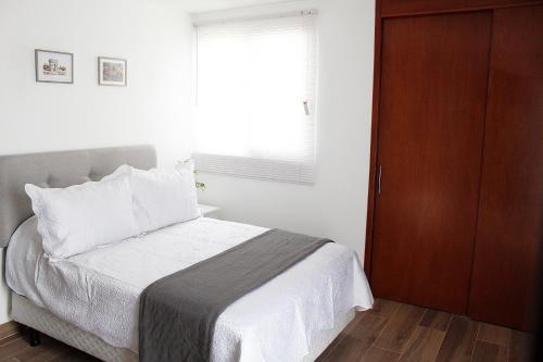 Hostal Suites Ciento 37