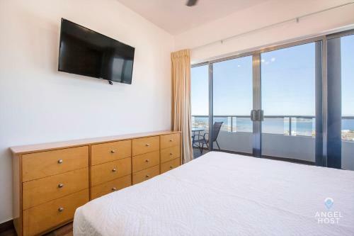 7th-floor Condo With Incredible Ocean View & 2 Pools Onsite