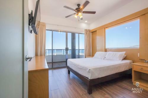 7th-floor Condo With Incredible Ocean View & 2 Pools Onsite