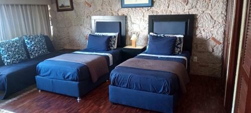 Habitaci�n Amplia Cerca De Andares
