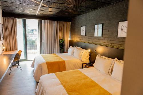Fulton Business Luxury Hotel