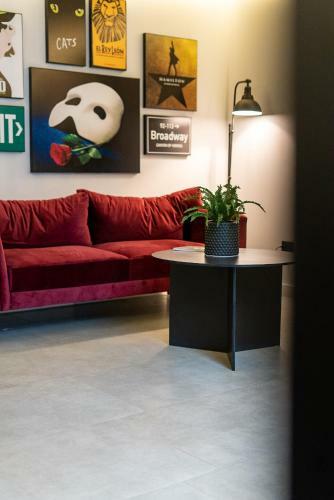 Fulton Business Luxury Hotel