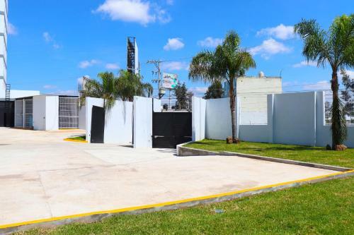 Hotel Bugari Aeropuerto Guadalajara