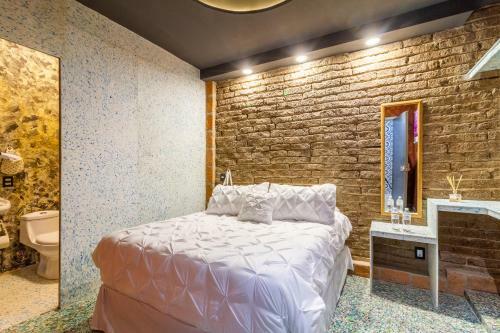 Bed & Breakfast Akasha ? Ecohost & Walking Distance To Downtown