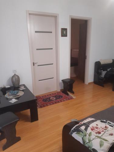 Apartamento Kvartira Tbilisi
