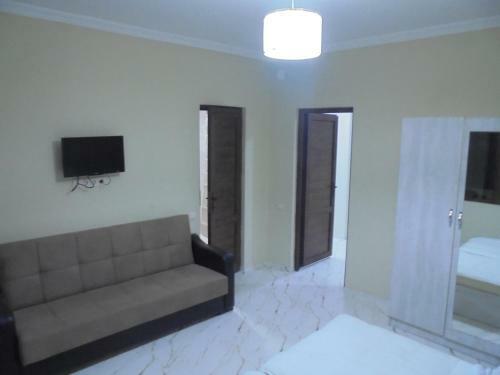 Hostal Guest Hous Gio
