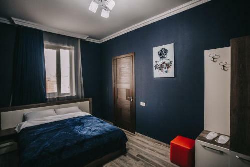 7 Rooms Hotel