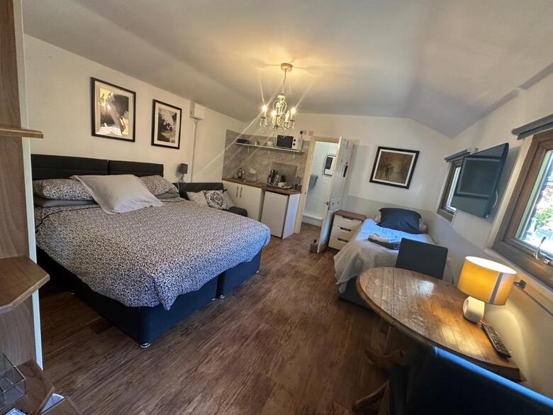 Bed & Breakfast Station Approach