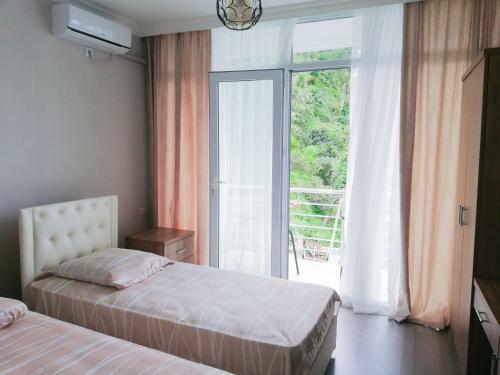 Hostal Albatross Kvariati Guest House