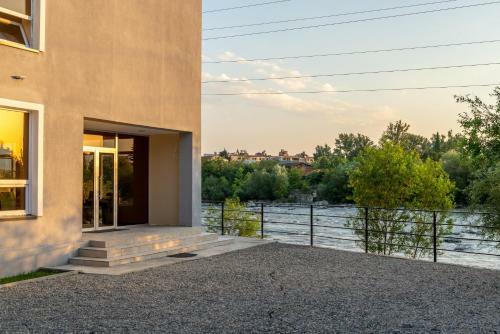 Hotel Four Seasons Riverside