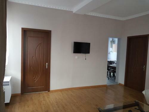 V. Apartment