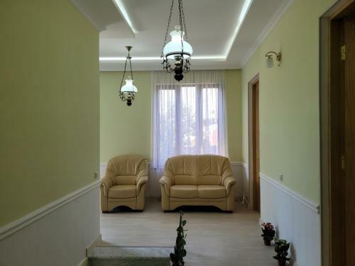 Hostal Hotel Dika