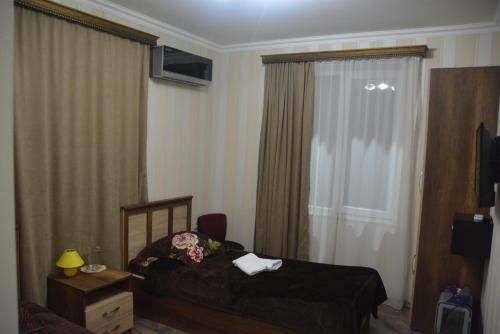 Hostal City Hotel