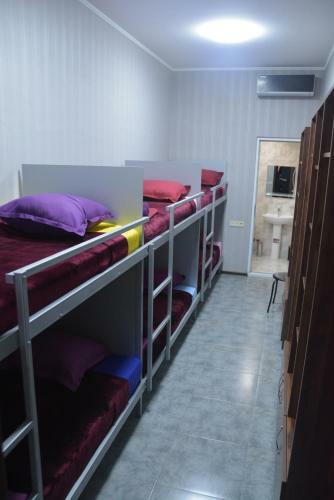 Hostal City Hotel