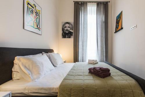 New Apartment On Rustaveli Avenue