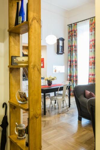 New Apartment On Rustaveli Avenue