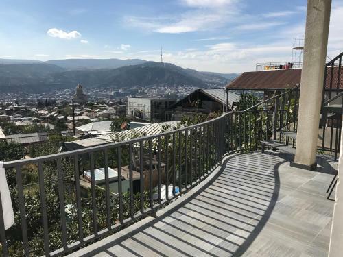 Bed & Breakfast Upstairs Hotel Tbilisi