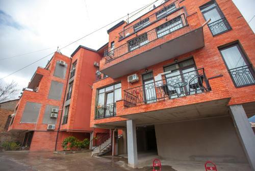 Artemida Apartment Tbs