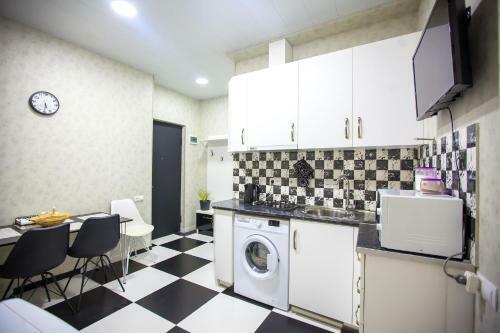 Artemida Apartment Tbs
