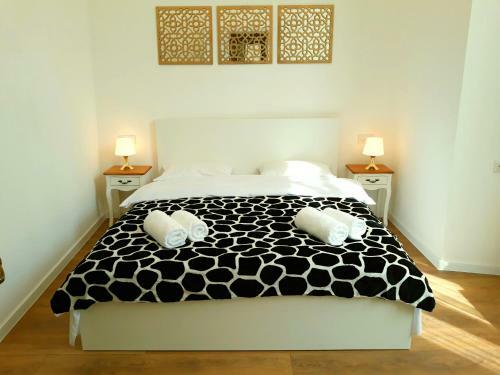 Diplomat Apartment