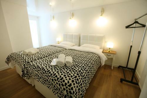 Diplomat Apartment