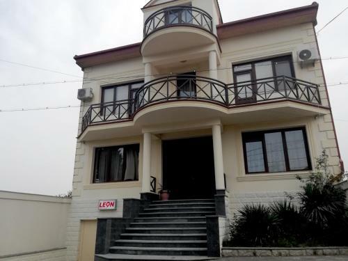 Hostal Leon