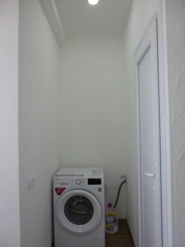 Old City Lg Apartment