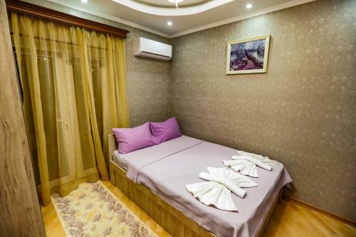 Hotel S.r