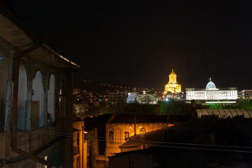 Apartamento Tiflis Family House