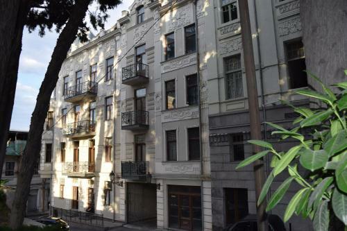 Tbilisi Modern Apartment On Rustaveli Avenue