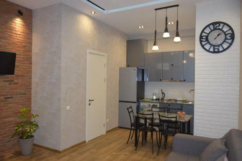Tbilisi Modern Apartment On Rustaveli Avenue
